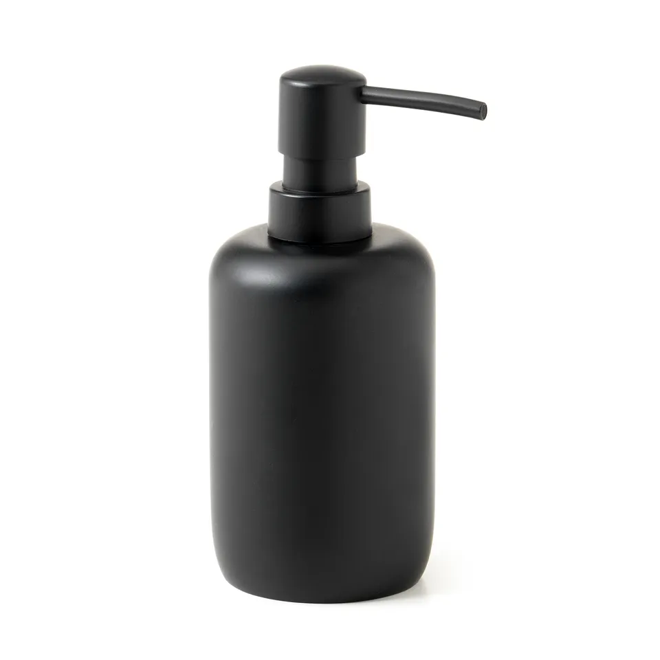 gedy-brenda-distributeur-savon-noir-mat-poser image 1