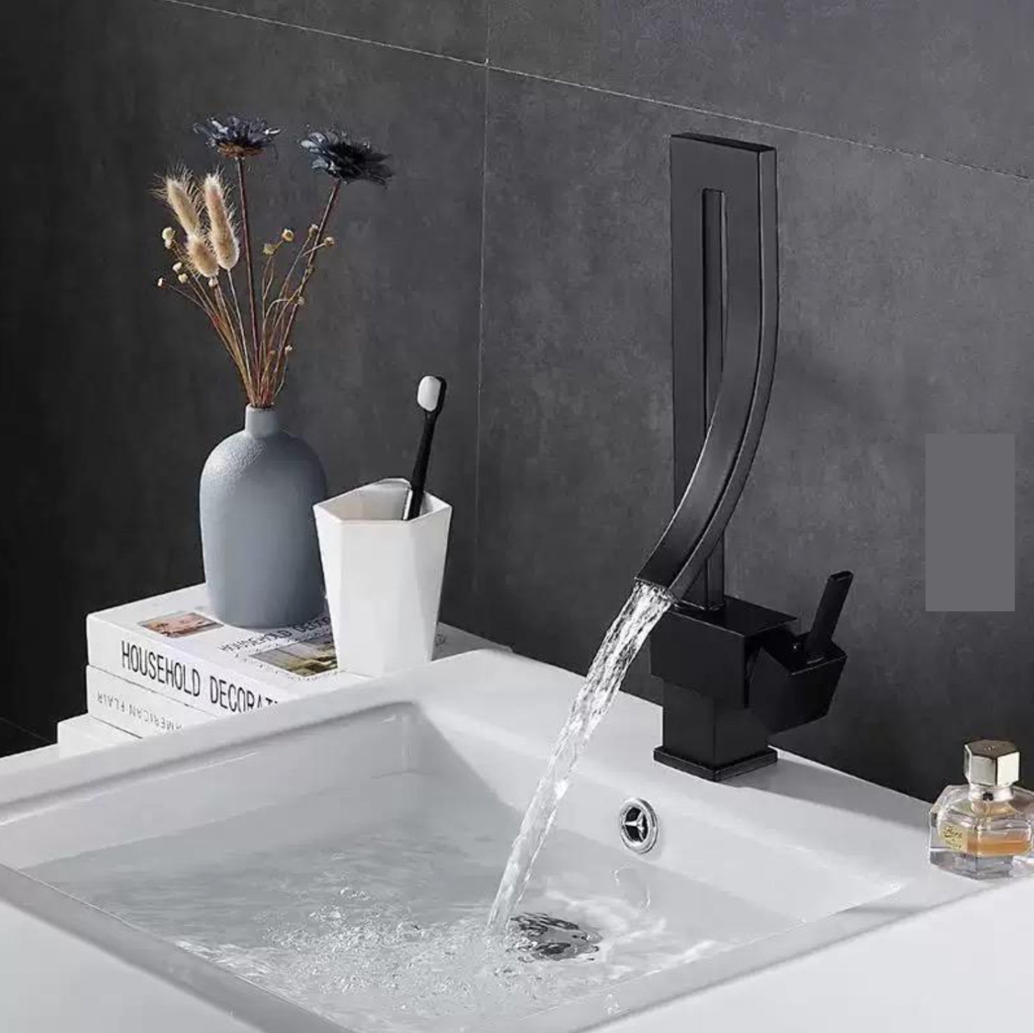 hudor-alph-e-robinet-lavabo-noir-mat-cascade image 2