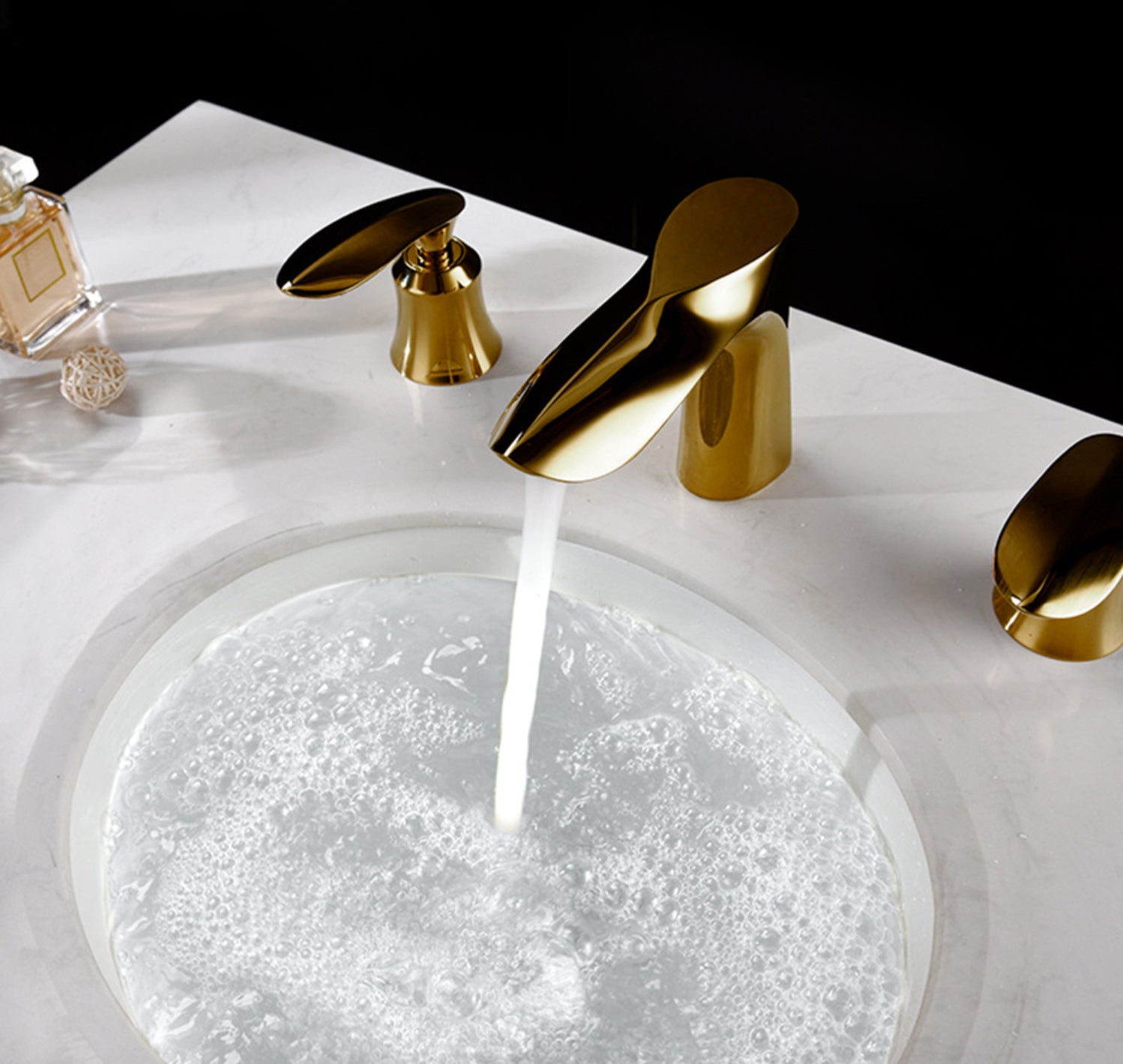 hudor-scamandre-019-robinet-lavabo-dor-bross-3-trous image 2