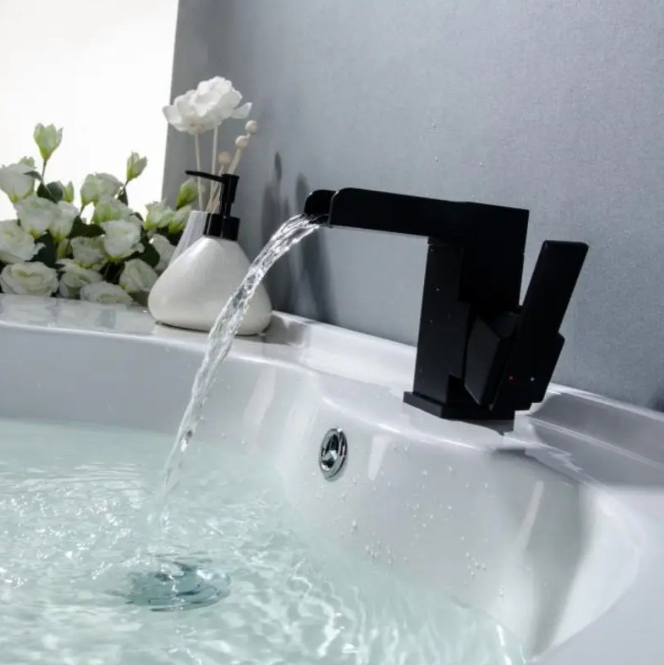 hudor-alph-e-mitigeur-lavabo-cascade-noir-mat image 4