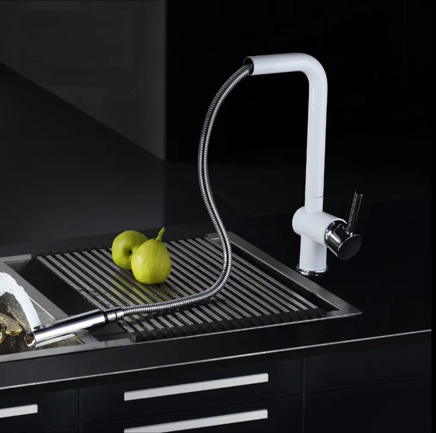 hudor-argolide-mitigeur-cuisine-blanc-mat-laiton image 4