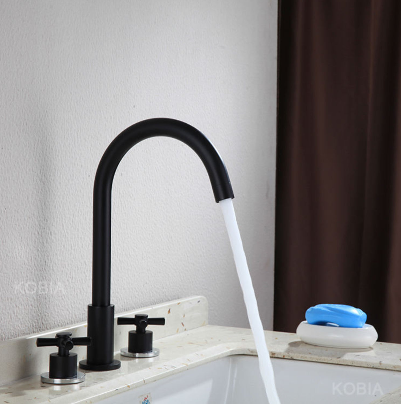 hudor-erymanthe-700-robinet-lavabo-noir-mat-laiton image 3