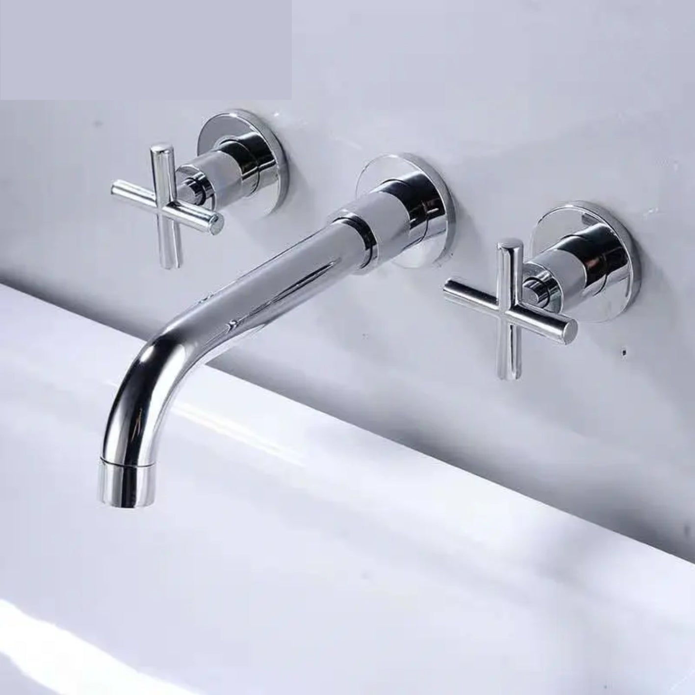 hudor-rymanthe-532-robinet-lavabo-mural-chrom-3-trous image 3