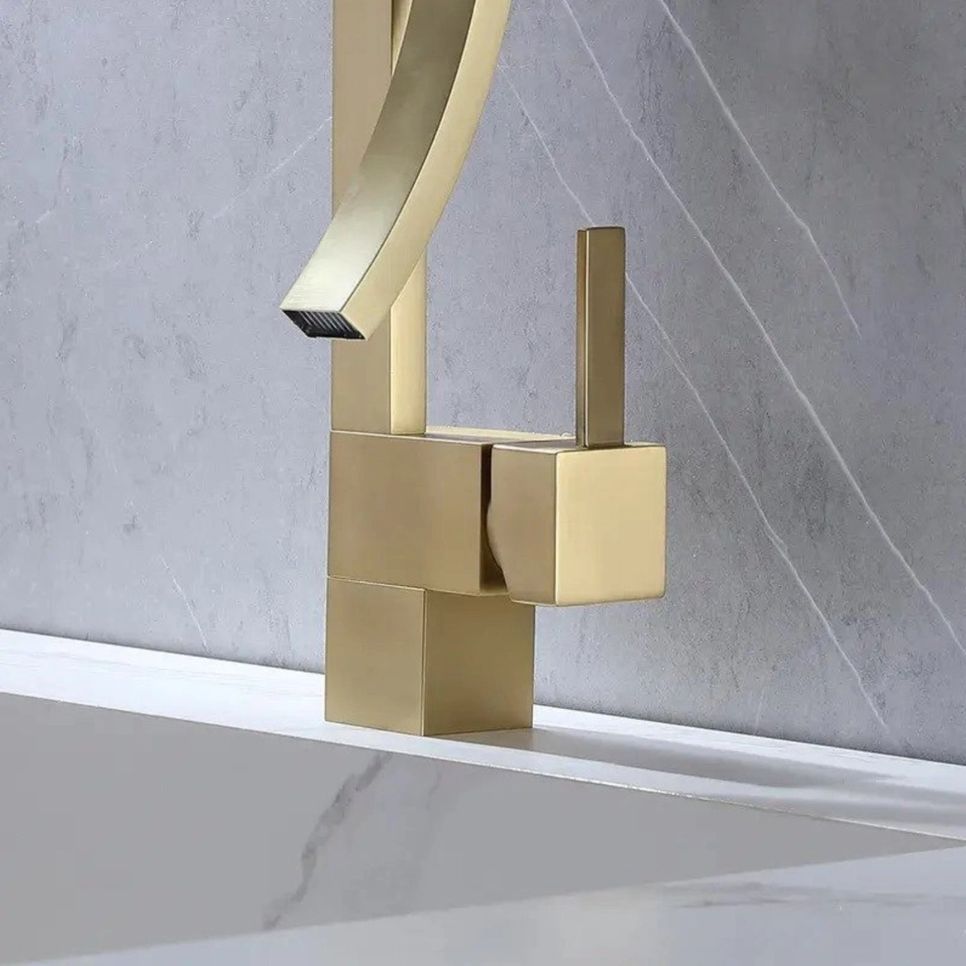 hudor-halys-robinet-lavabo-dor-bross-monobloc-laiton image 3