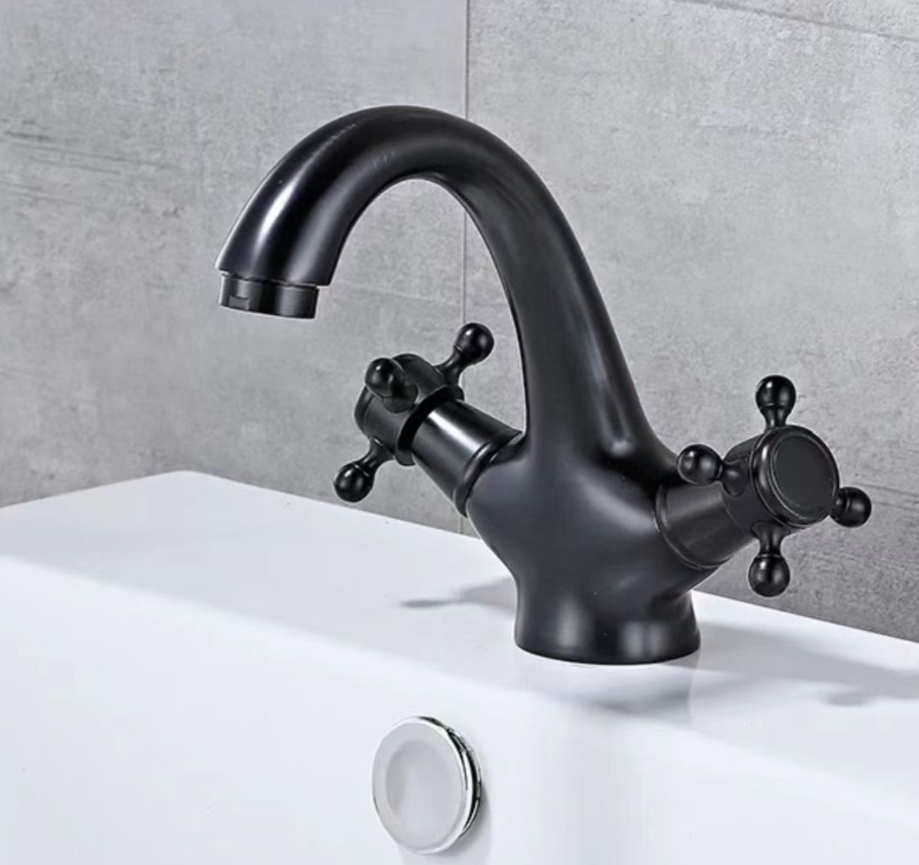 hudor-c-phise-robinet-lavabo-noir-mat-laiton-col-de-cygne image 2