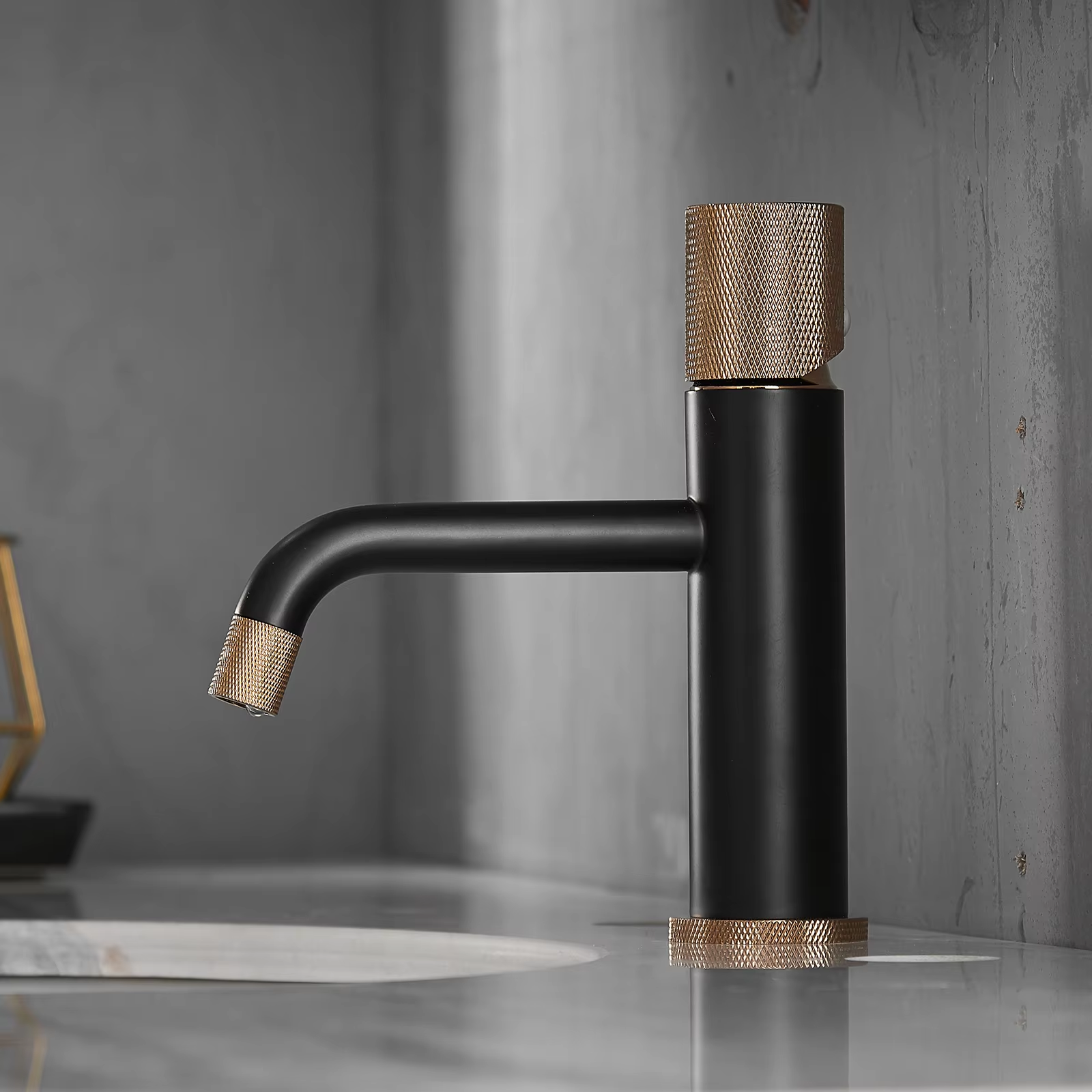 hudor-p-n-e-80306brg-robinet-lavabo-dor-bross image 2