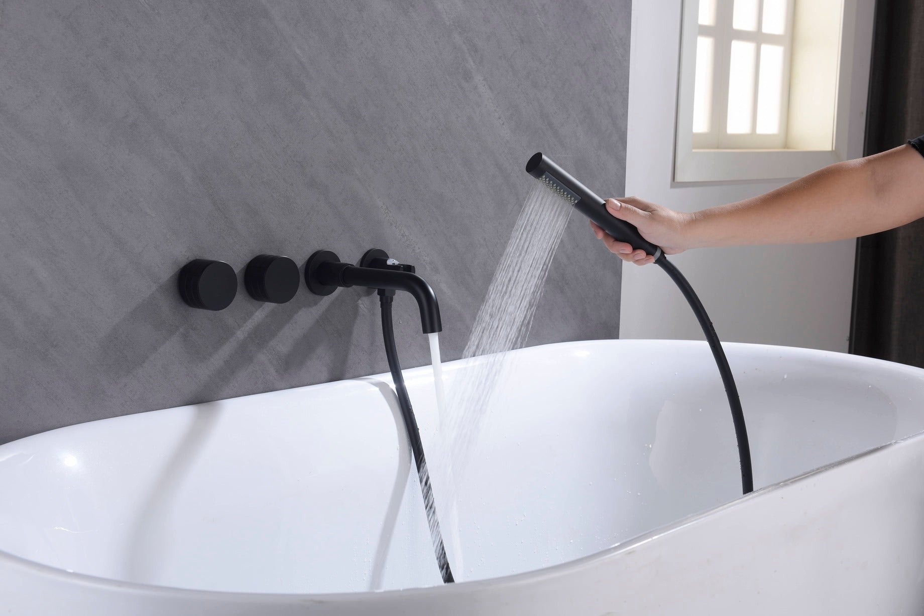 hudor-c-phise-069-robinet-baignoire-mural-noir-mat image 2