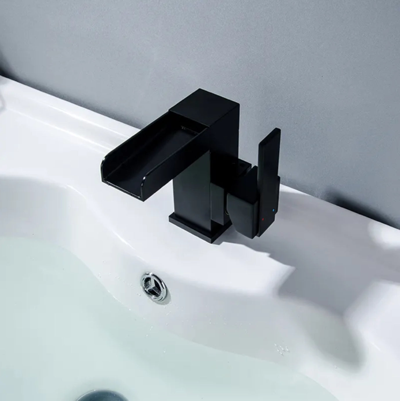 hudor-alph-e-mitigeur-lavabo-cascade-noir-mat image 3