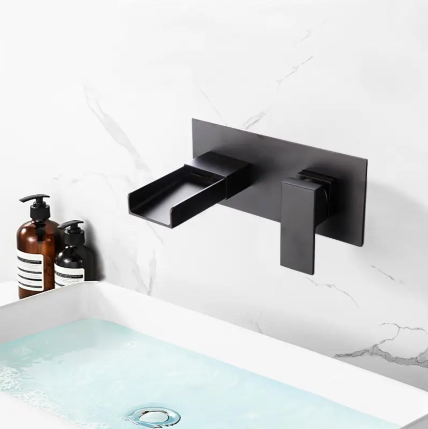 hudor-alph-e-007-robinet-lavabo-mural-noir-mat-cascade image 8
