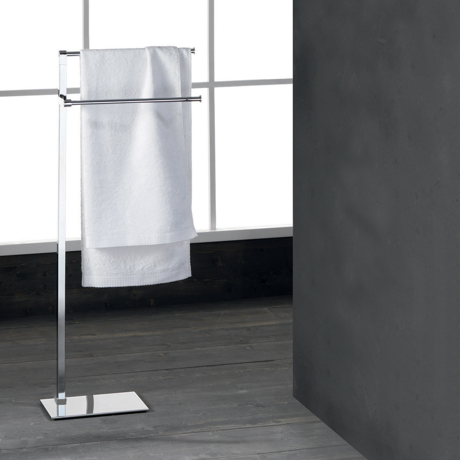 gedy-maine-porte-serviette-sur-pied-chrome image 3