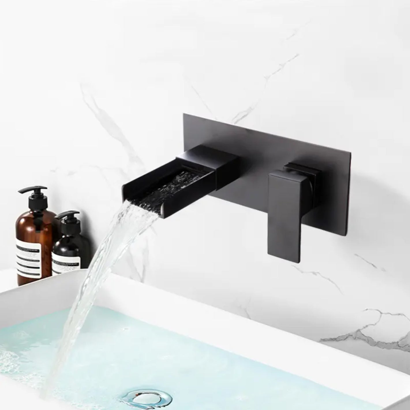 hudor-alph-e-007-robinet-lavabo-mural-noir-mat-cascade image 7