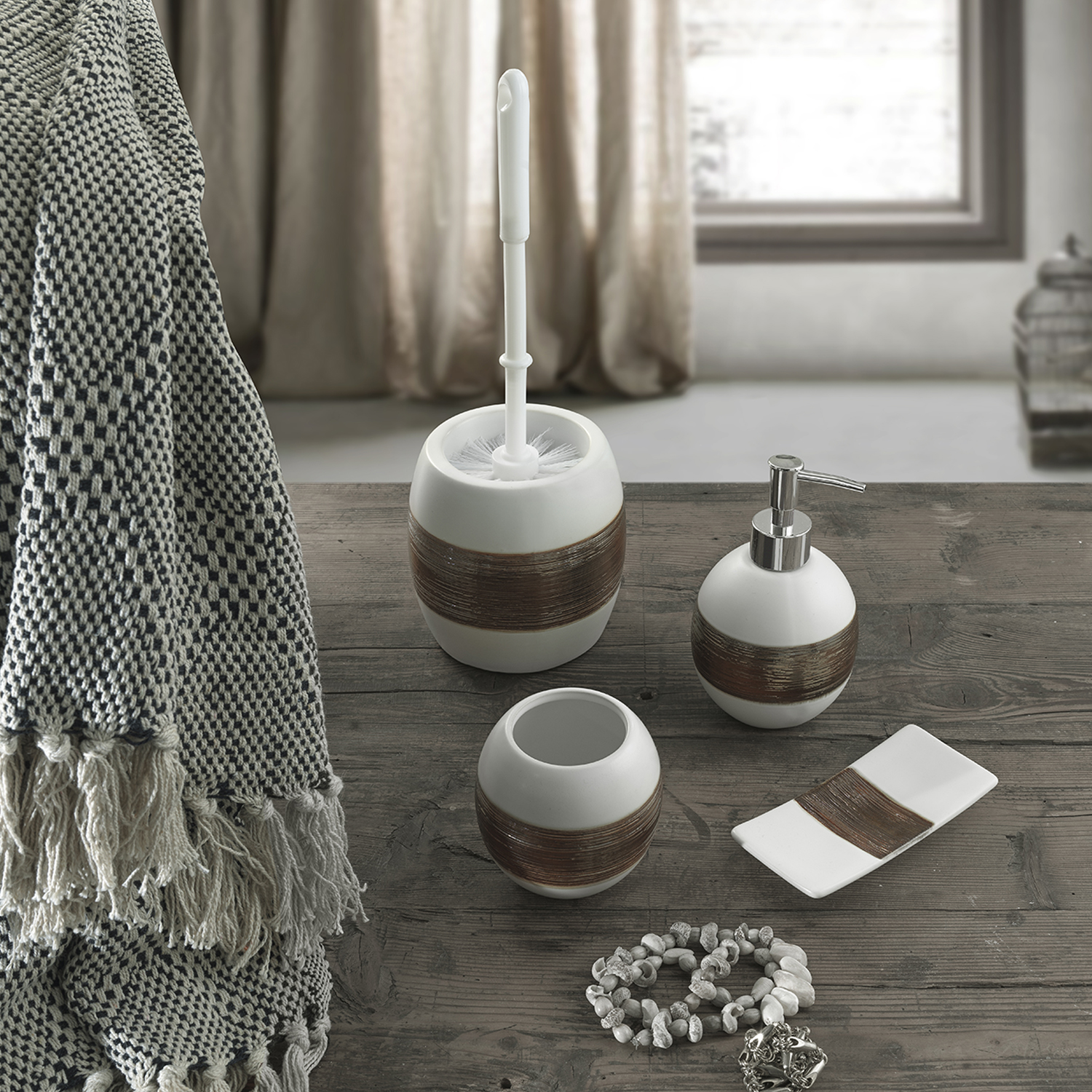 gedy-alexia-porte-savon-blanc-poser image 3