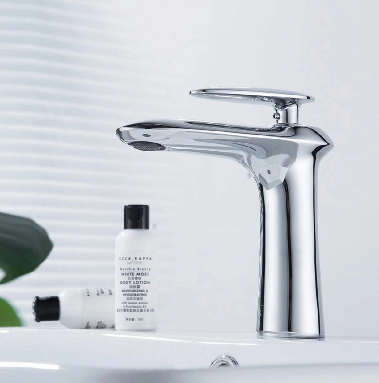 hudor-rymanthe-robinet-lavabo-sur-lev-chrom-laiton image 3