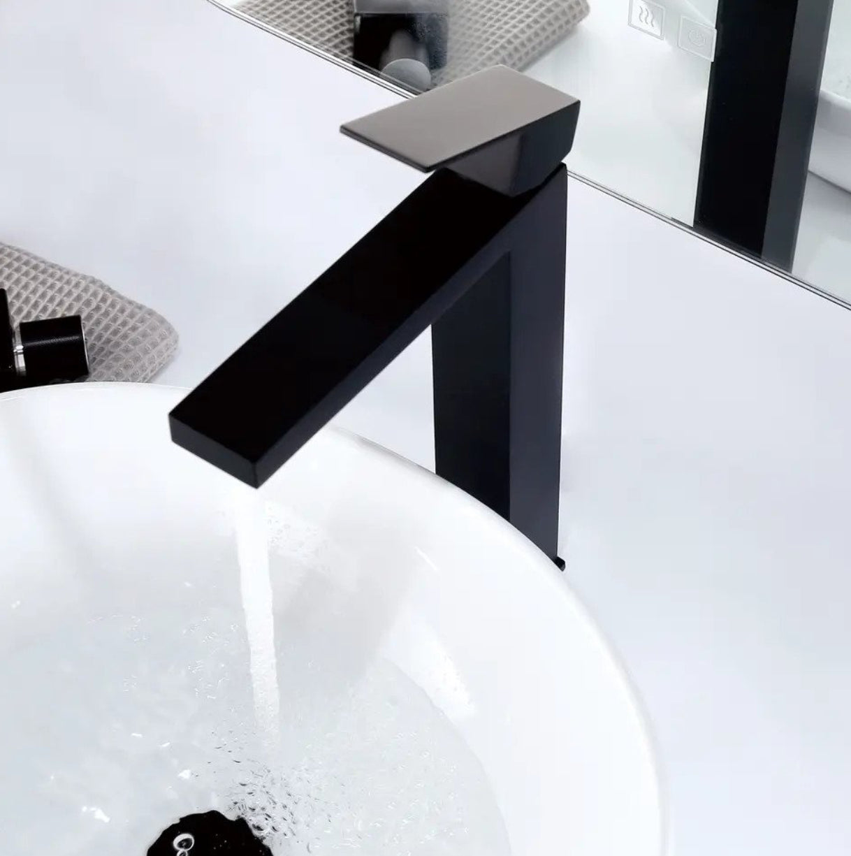 hudor-alph-e-robinet-lavabo-sur-lev-noir-mat-laiton image 3