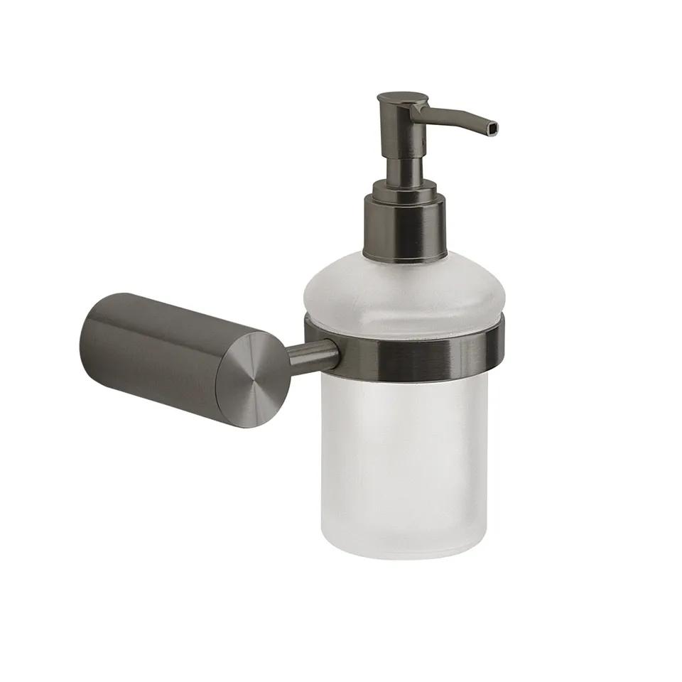gedy-ande-distributeur-de-savon-gun-metal-poser image 1