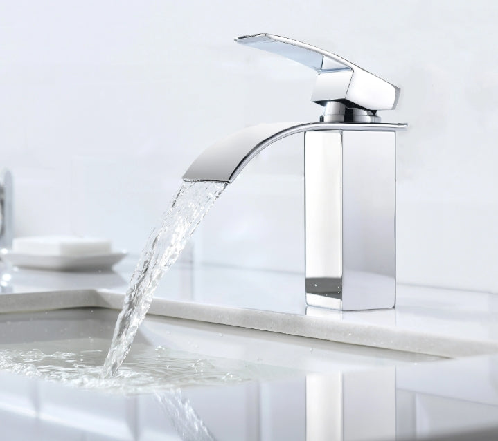 hudor-enip-e-b03-robinet-lavabo-chrome-laiton-sur-plage image 3